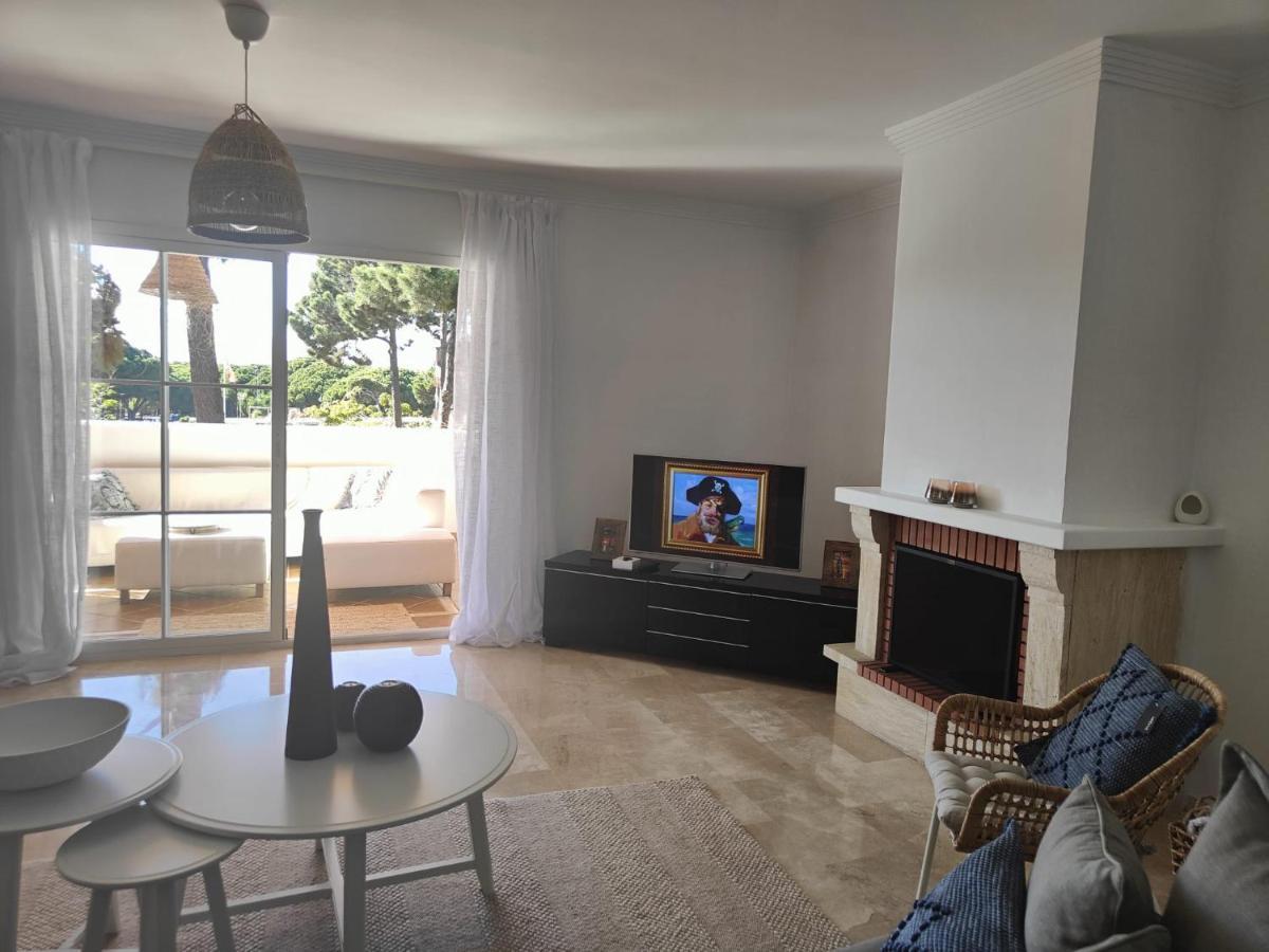 Center Beach 2 Beds Appartement Elviria Marbella Kültér fotó