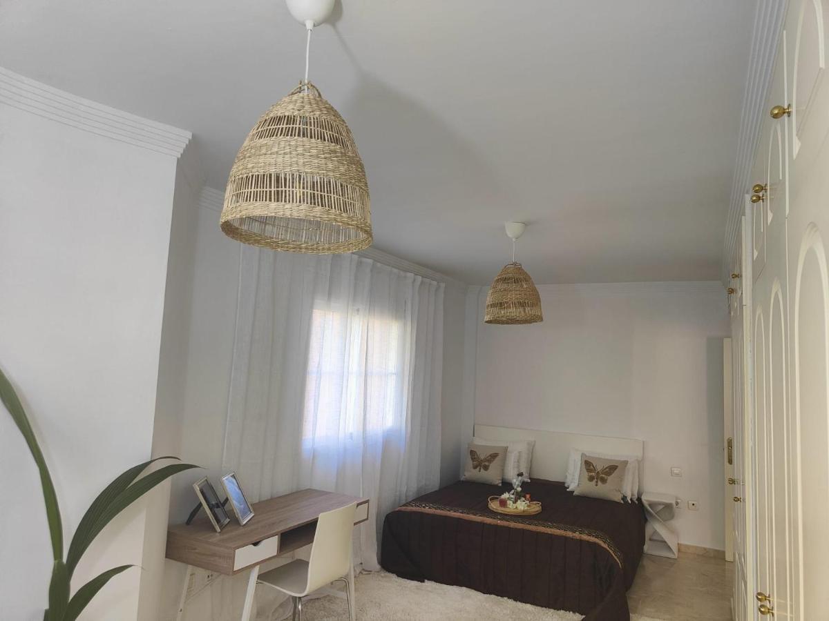 Center Beach 2 Beds Appartement Elviria Marbella Kültér fotó